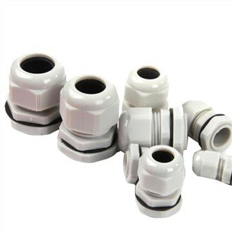 PVC vooliku ühendus Ø16 mm jäikade paakide jaoks
